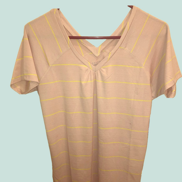 Mountain Hardware Dry UPF 30 sun T-shirt sz med - Picture 1 of 7